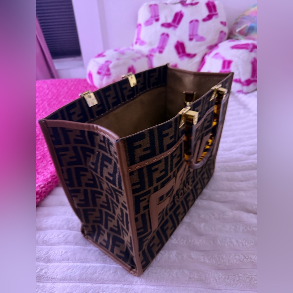 Fendi Brown and Tan Tote with Logo - Picture 7 of 7
